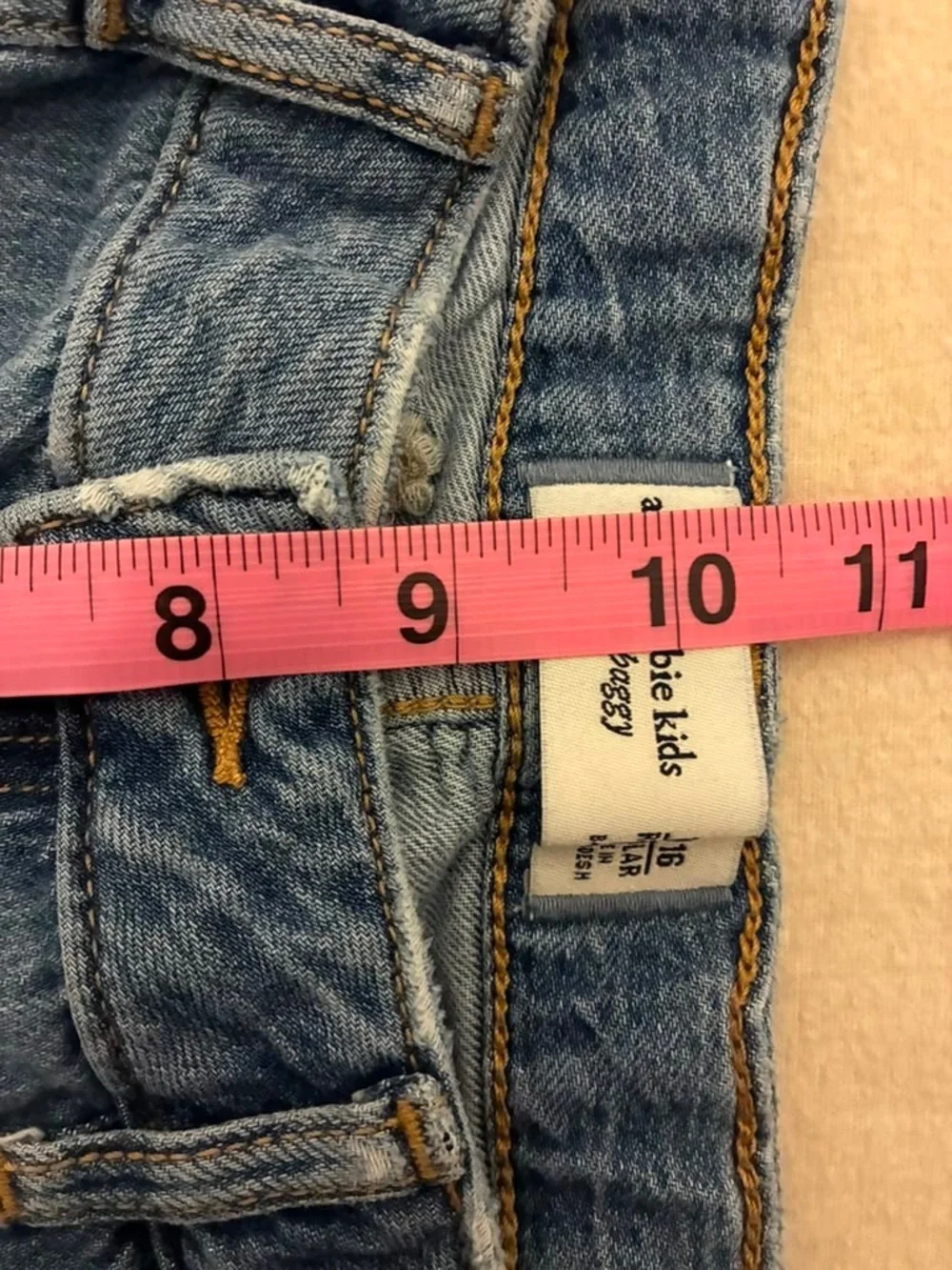 Abercrombie kids low rise baggy flowers Embroidered cargo jean 100% cotton 15/16